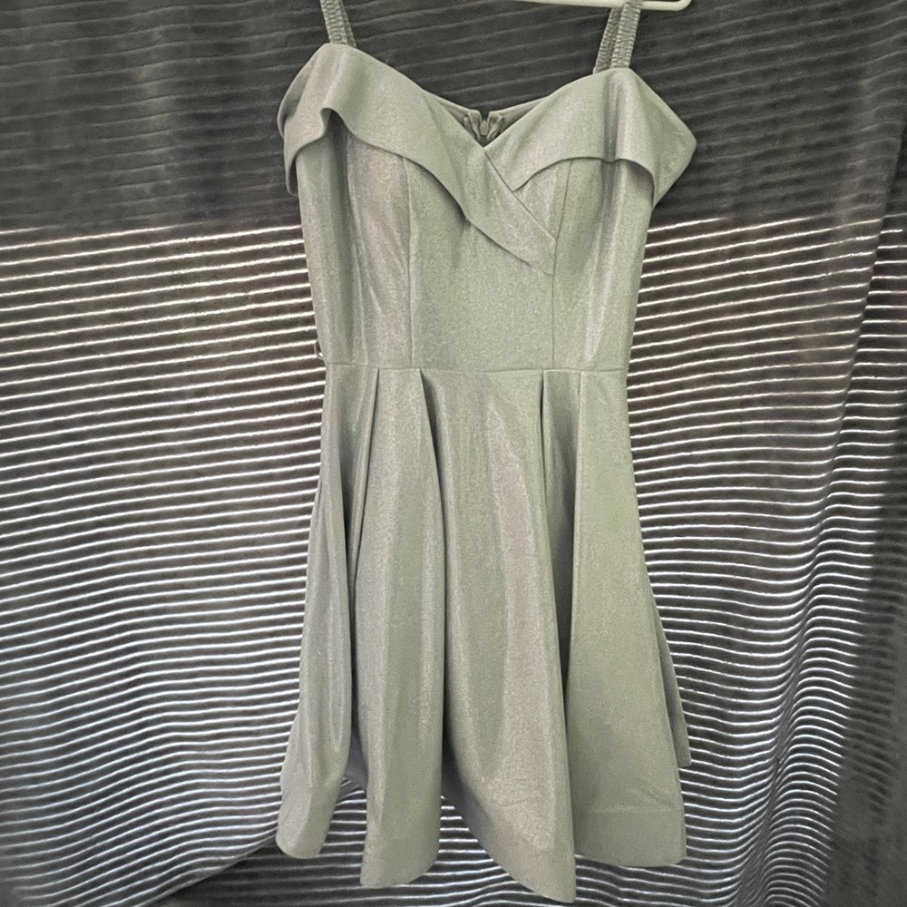 shimmery dress☑️